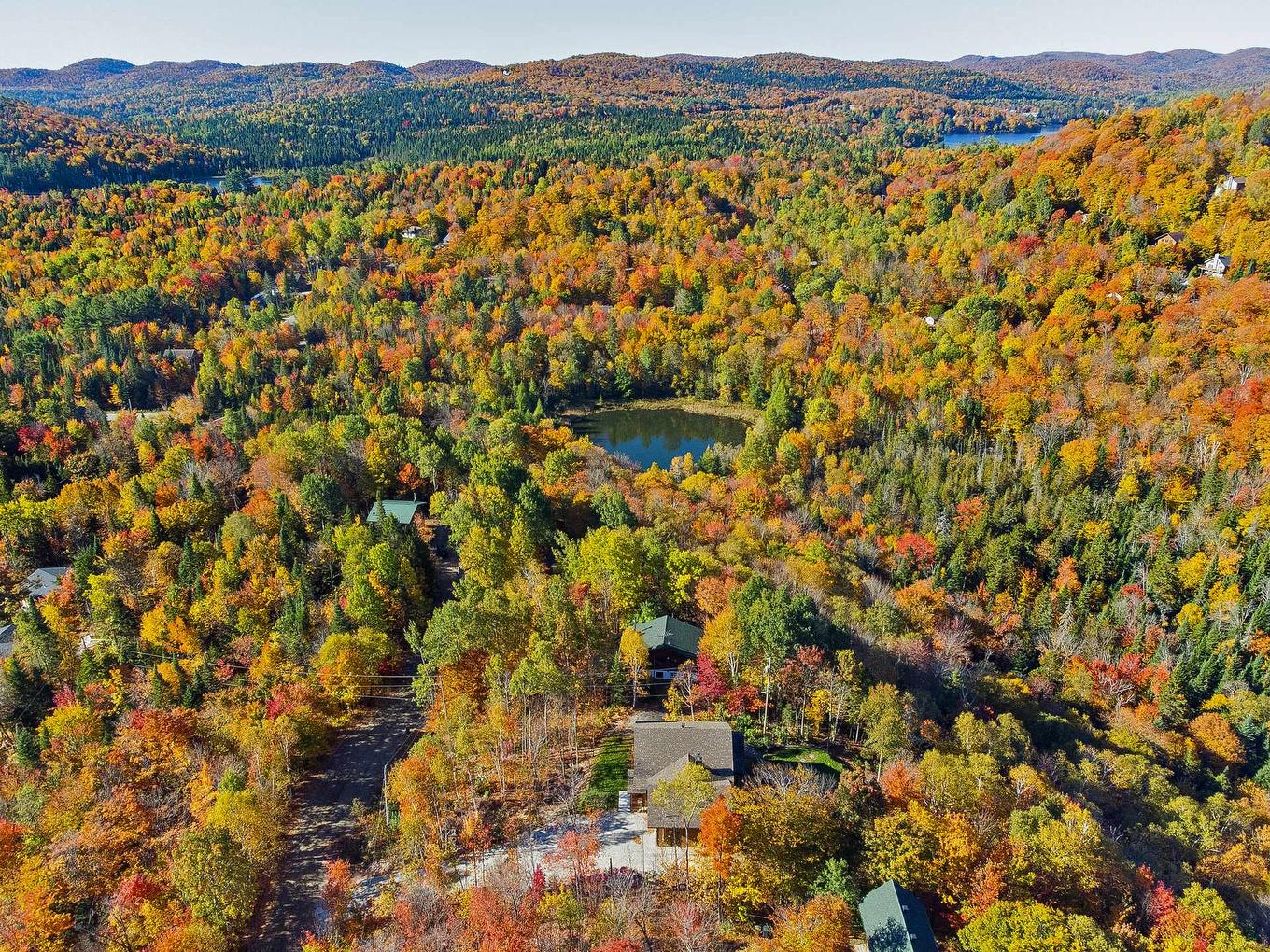 Aerial photo - 929 Rue De Château-D'Aix, Val-David, QC - Outdoor With View