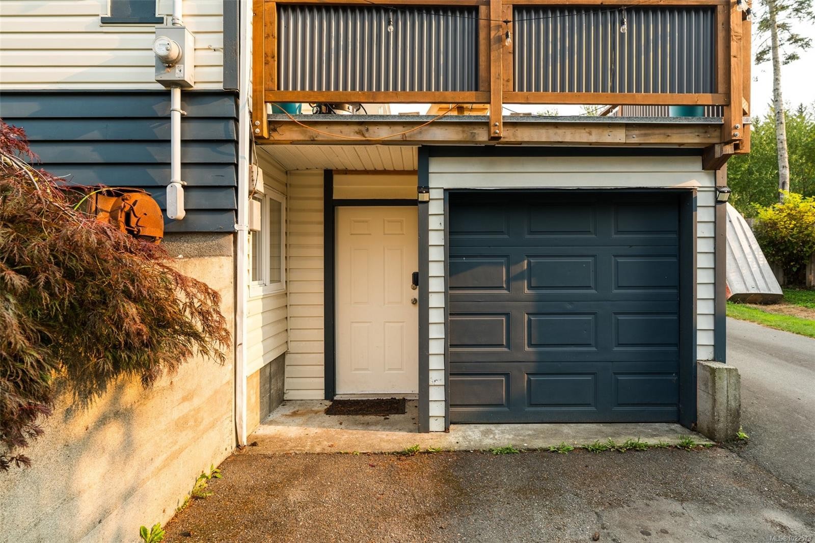 7147 Wright Rd, Sooke, BC - Outdoor