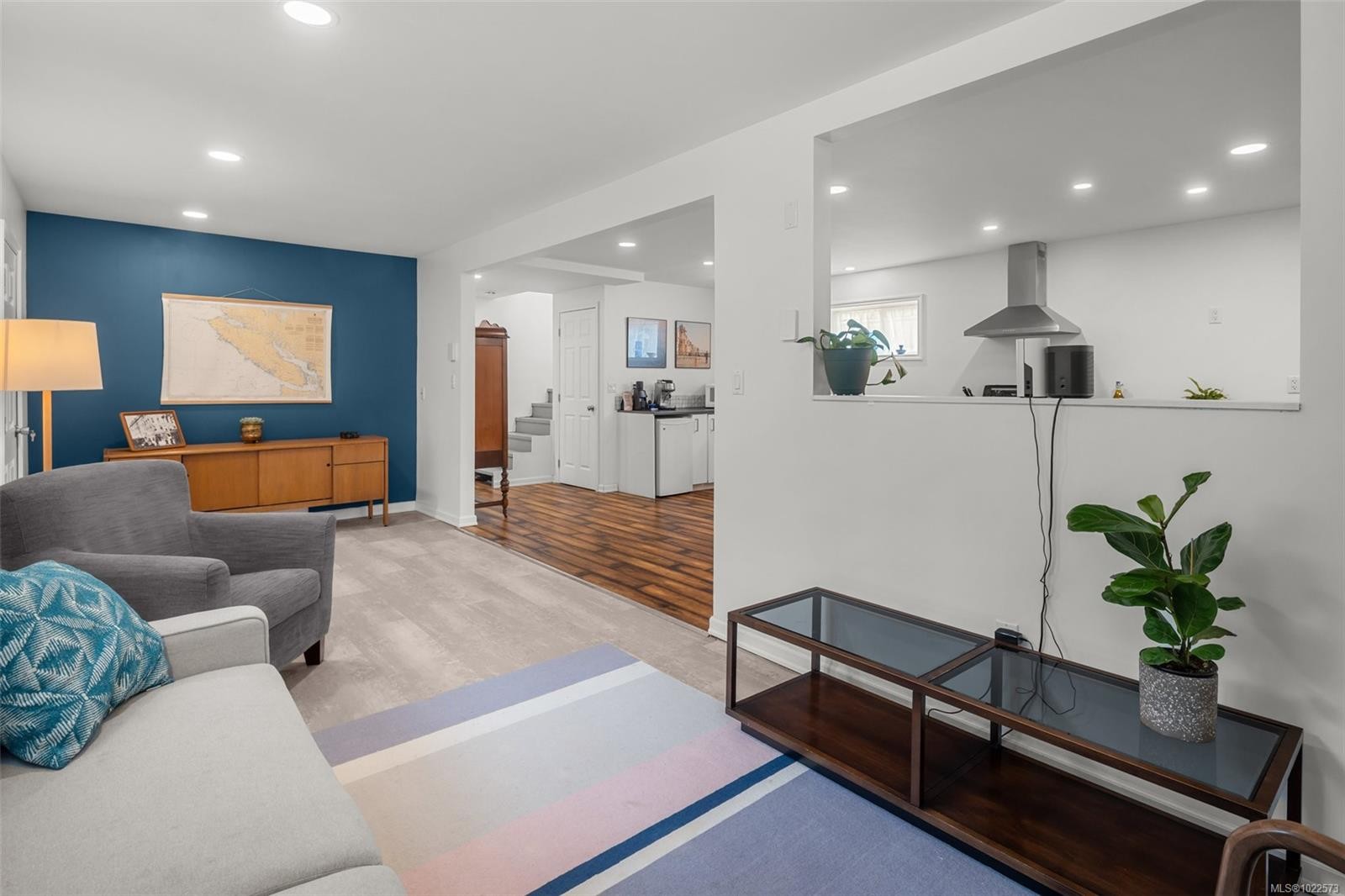 7147 Wright Rd, Sooke, BC - Indoor