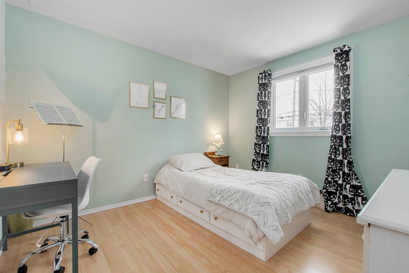 Bedroom - 637 Rue De Cloridan, Terrebonne (Terrebonne), QC - Indoor Photo Showing Bedroom