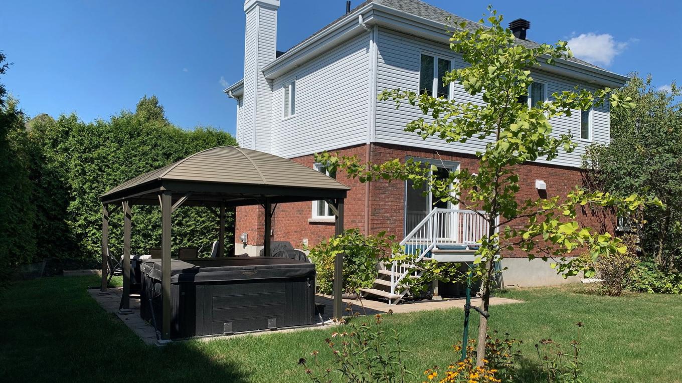 Cour - 460 Rue Maude-Abbott, Saint-Bruno-De-Montarville, QC - Outdoor