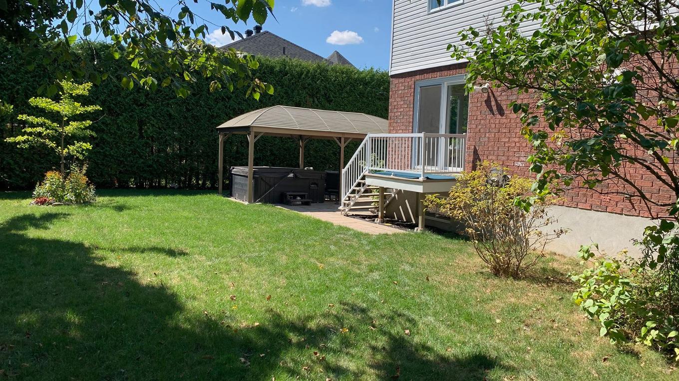 Cour - 460 Rue Maude-Abbott, Saint-Bruno-De-Montarville, QC - Outdoor