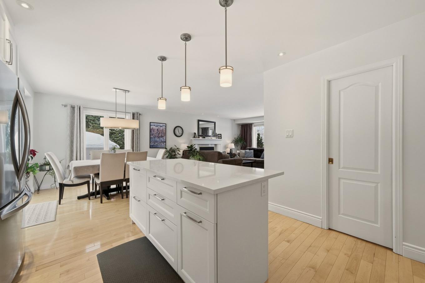 Cuisine - 460 Rue Maude-Abbott, Saint-Bruno-De-Montarville, QC - Indoor Photo Showing Kitchen