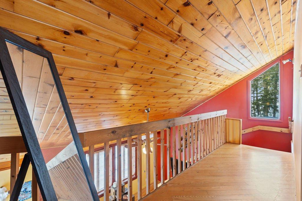 Mezzanine - 1480 Rue Vigneault, Prévost, QC - Indoor Photo Showing Other Room