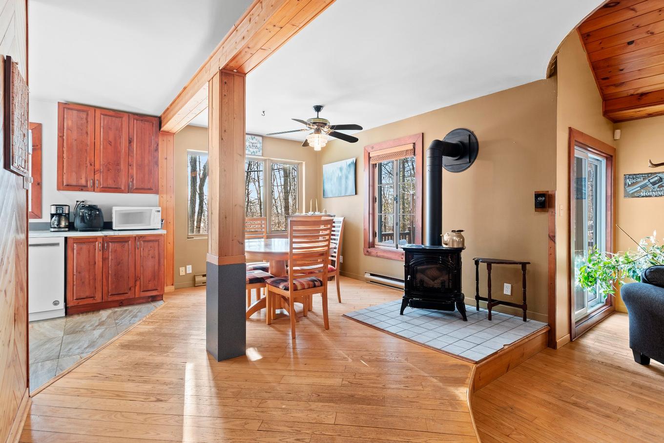 Salle à manger - 1480 Rue Vigneault, Prévost, QC - Indoor