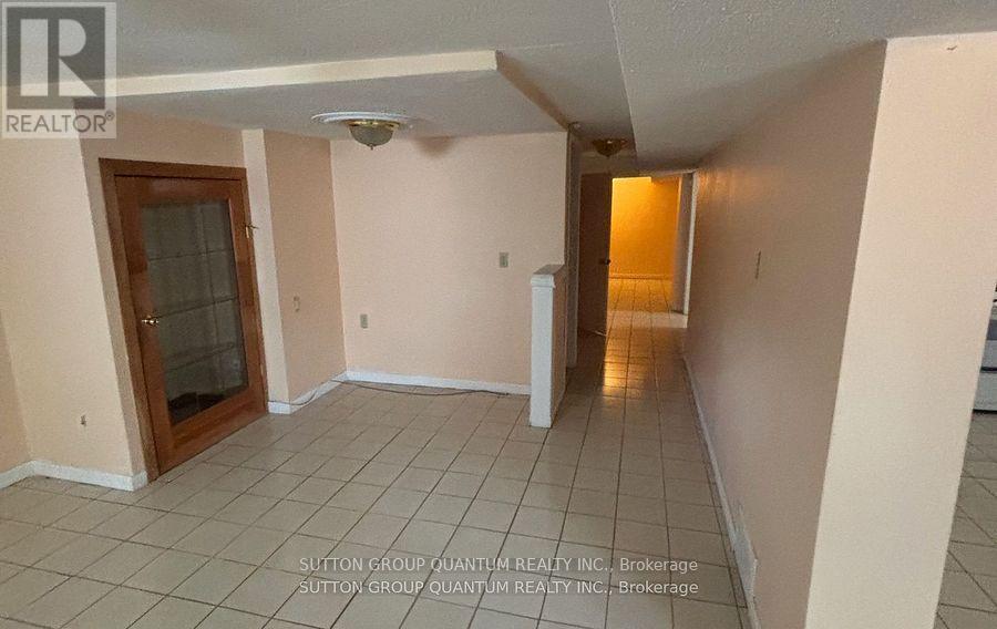 61 Forest Avenue, Mississauga, ON - Indoor Photo Showing Other Room