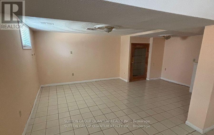 61 Forest Avenue, Mississauga, ON - Indoor Photo Showing Other Room