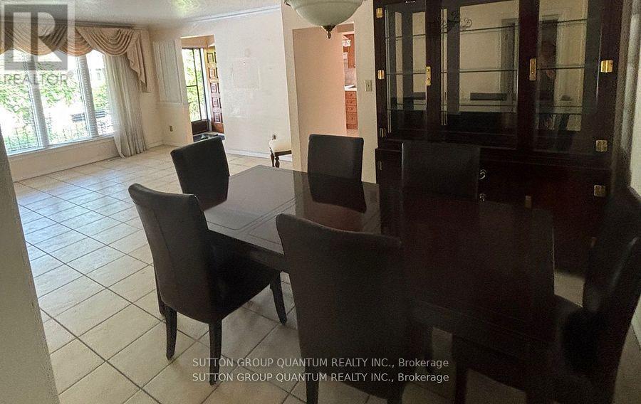 61 Forest Avenue, Mississauga, ON - Indoor