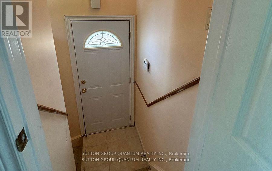 61 Forest Avenue, Mississauga, ON - Indoor Photo Showing Other Room