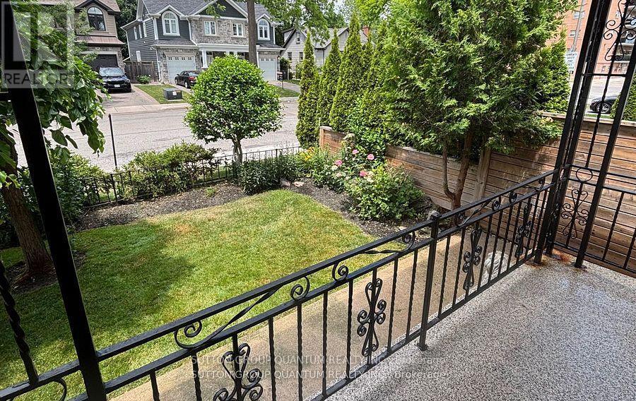 61 Forest Avenue, Mississauga, ON - Outdoor