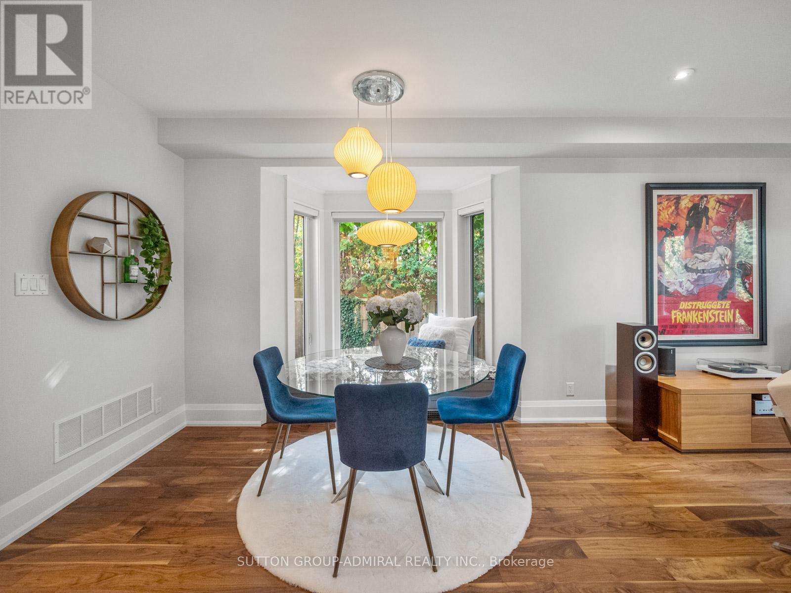 26 Puckeridge Crescent, Toronto, ON - Indoor Photo Showing Dining Room