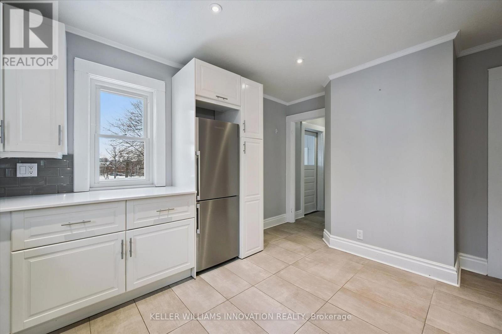 70 George Street, Waterloo, ON - Indoor Photo Showing Kitchen