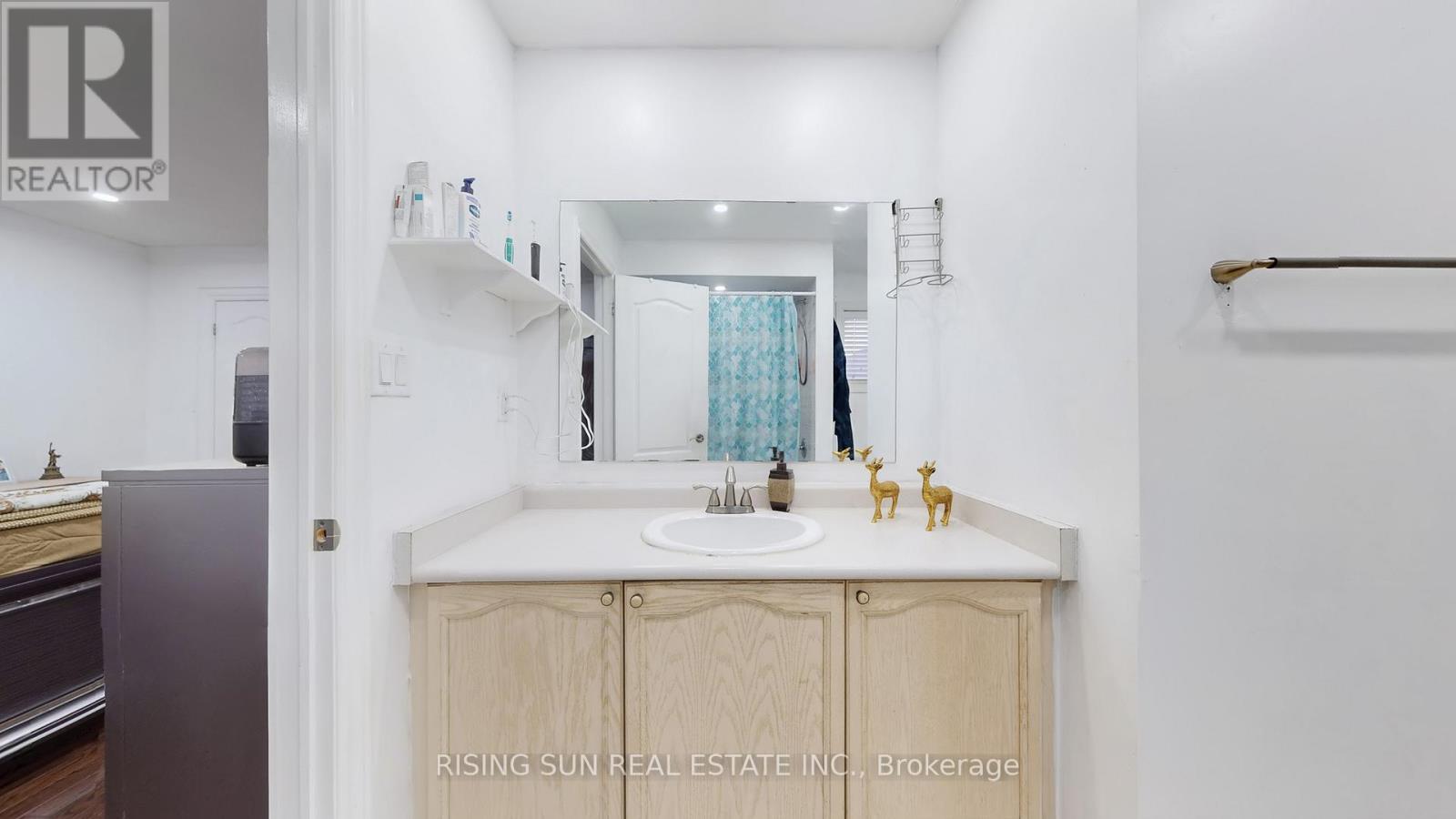 20 Bramoak Crescent, Brampton, ON - Indoor Photo Showing Bathroom