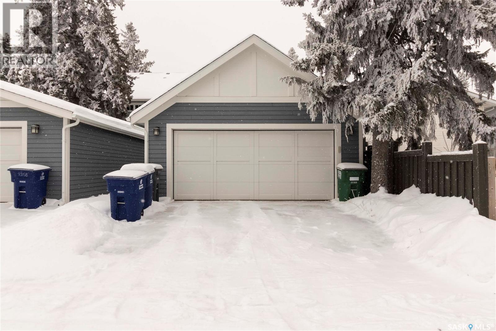 1315A 11Th Street E, Saskatoon, SK - Outdoor