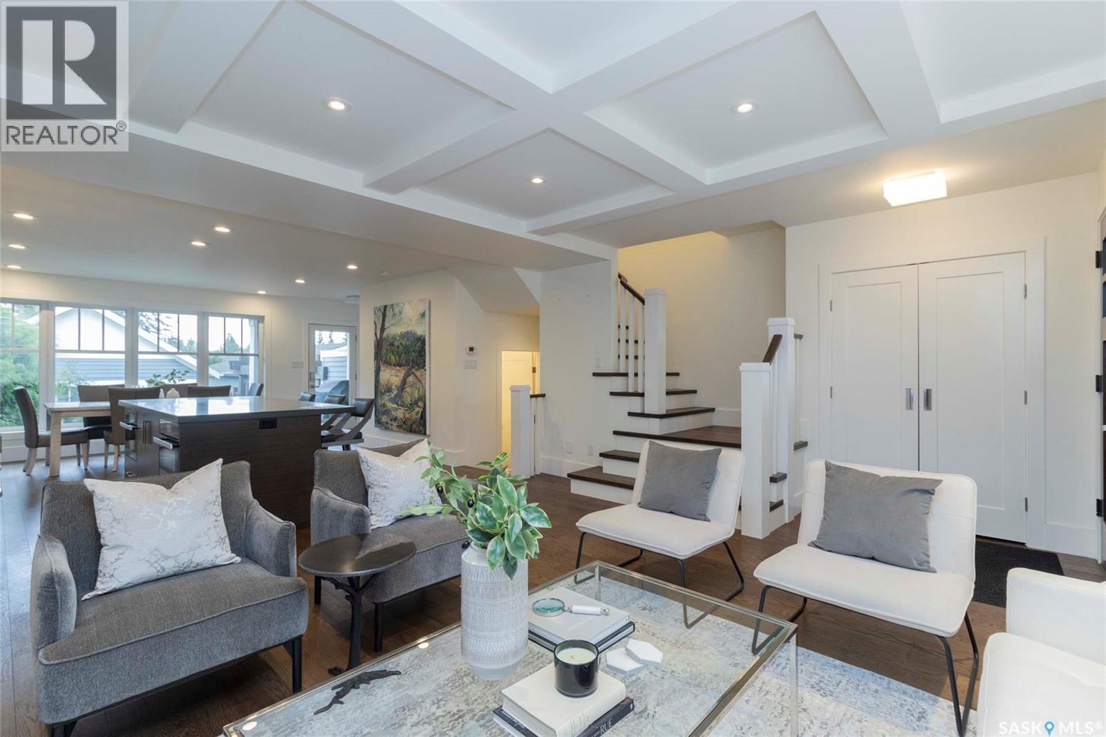 1315A 11Th Street E, Saskatoon, SK - Indoor Photo Showing Living Room