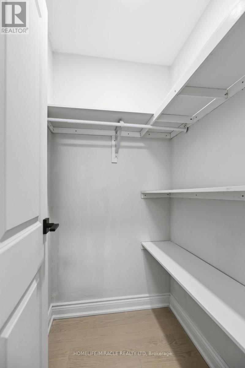 3684 Ellengale Drive, Mississauga, ON - Indoor With Storage