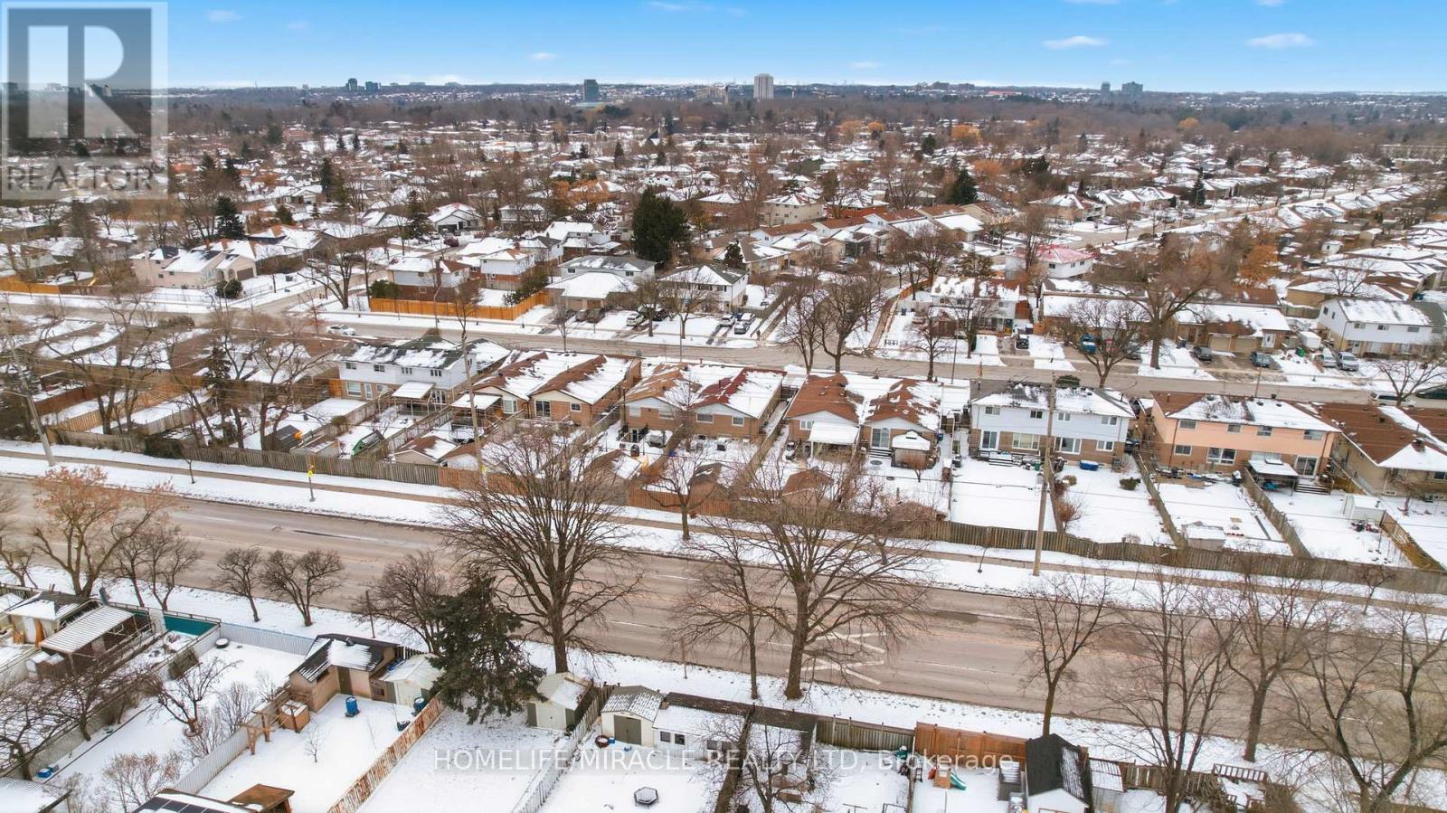 3684 Ellengale Drive, Mississauga, ON - Outdoor With View