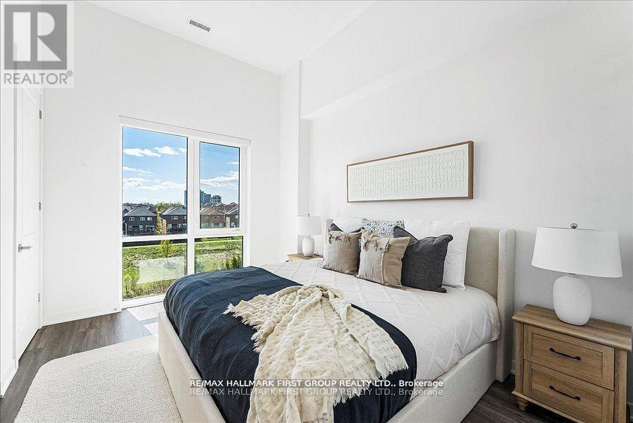 409 - 385 Arctic Red Drive, Oshawa (Windfields), ON - Indoor Photo Showing Bedroom