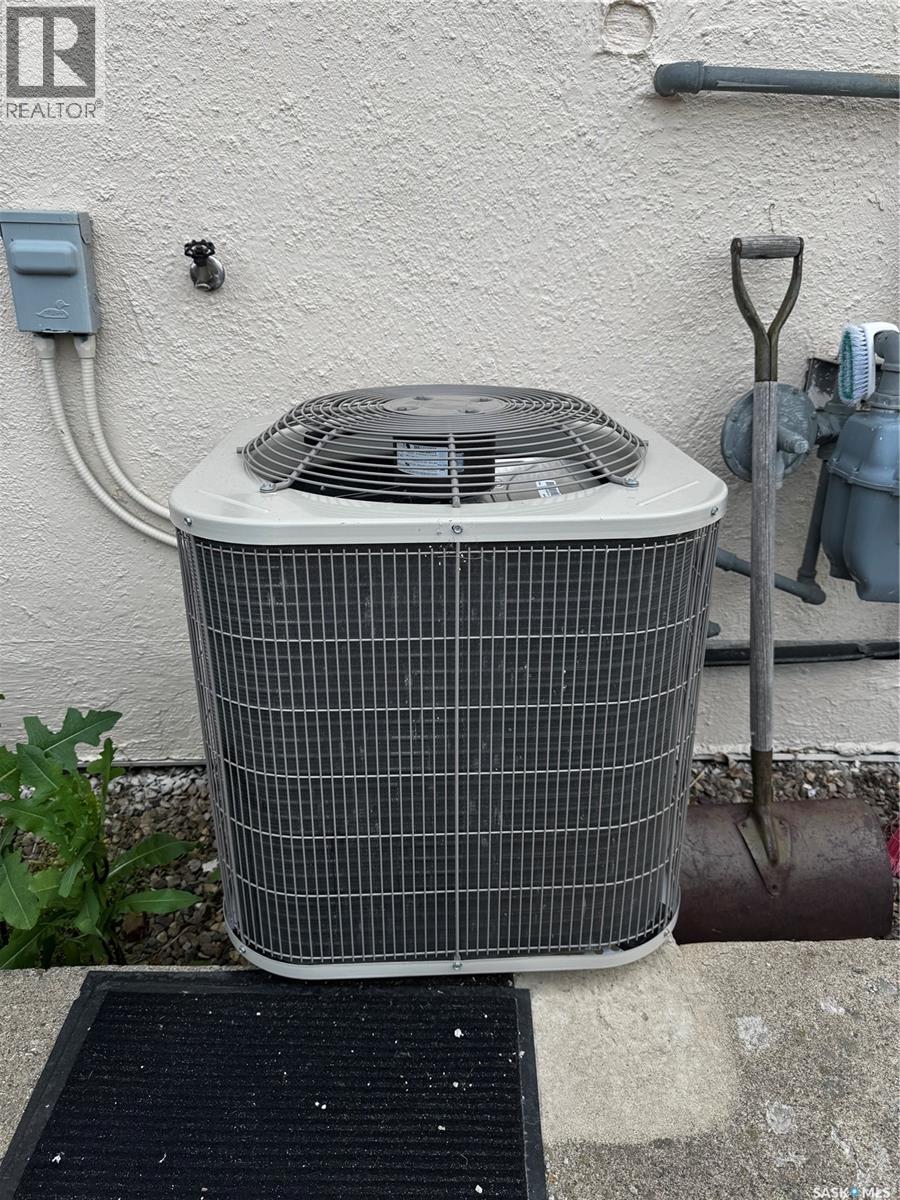 520 Bray Street E, Swift Current, SK - Outdoor With Body Of Water