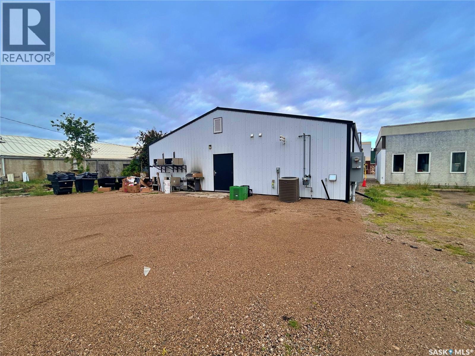 619 Main Street, Moosomin, SK
