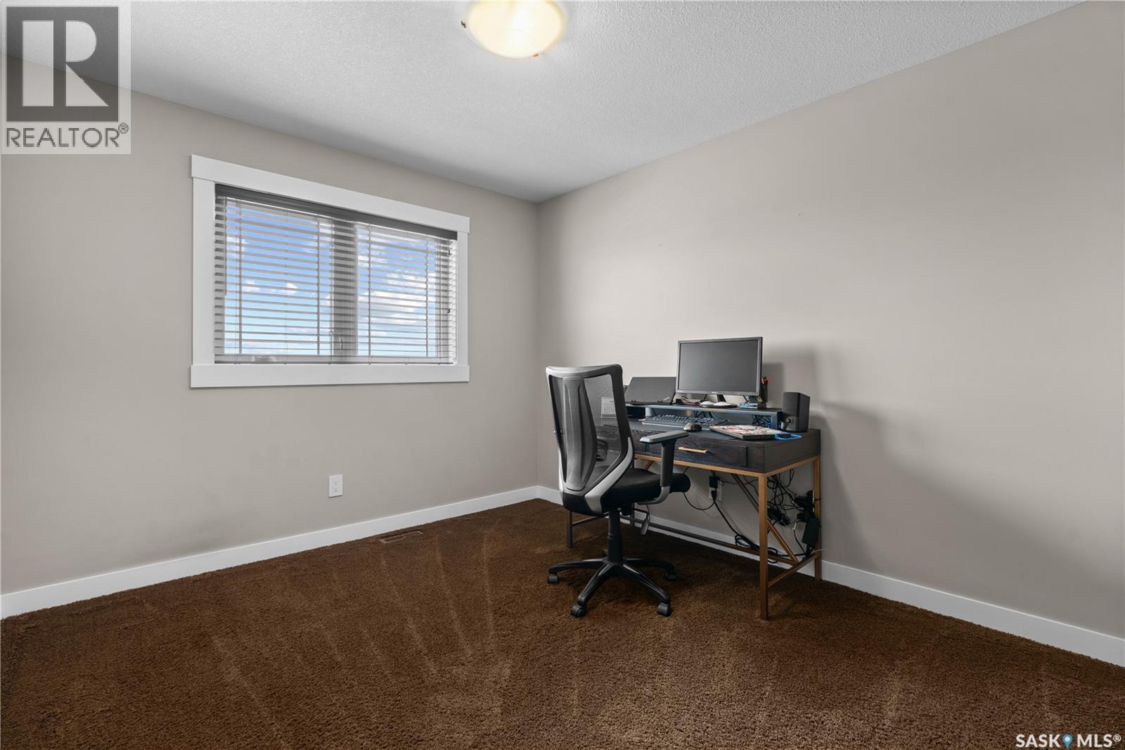 4818 Sandpiper Crescent E, Regina, SK - Indoor Photo Showing Office