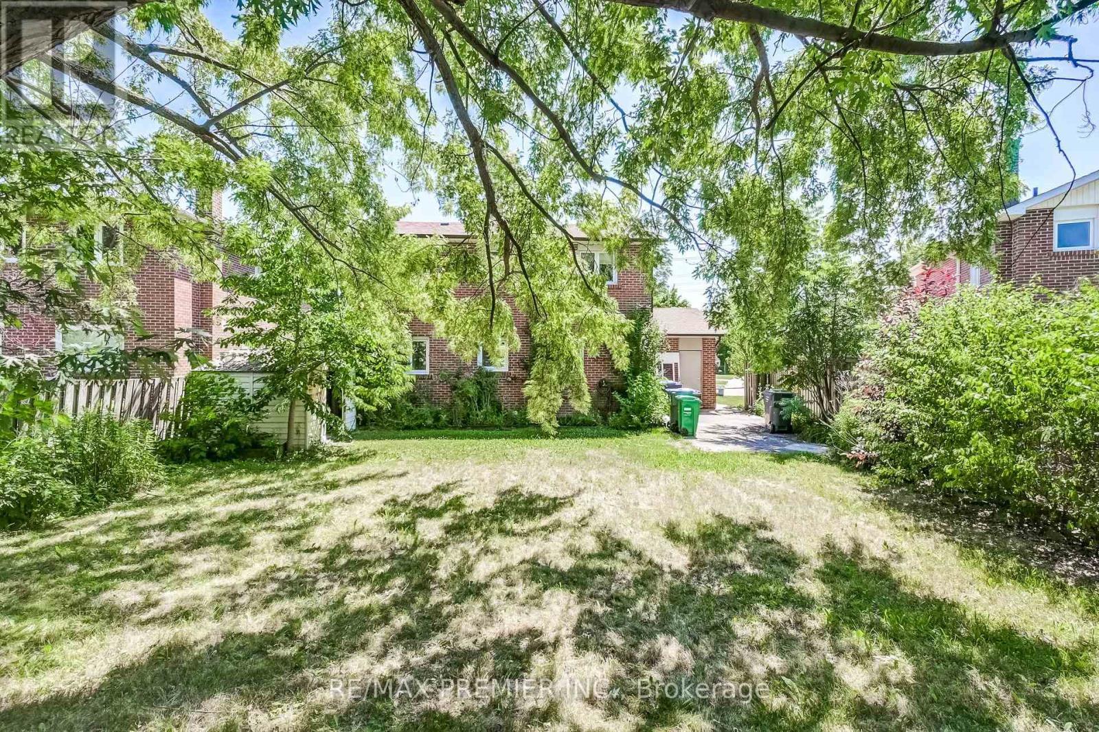 2395 Benedet Drive, Mississauga, ON - Outdoor