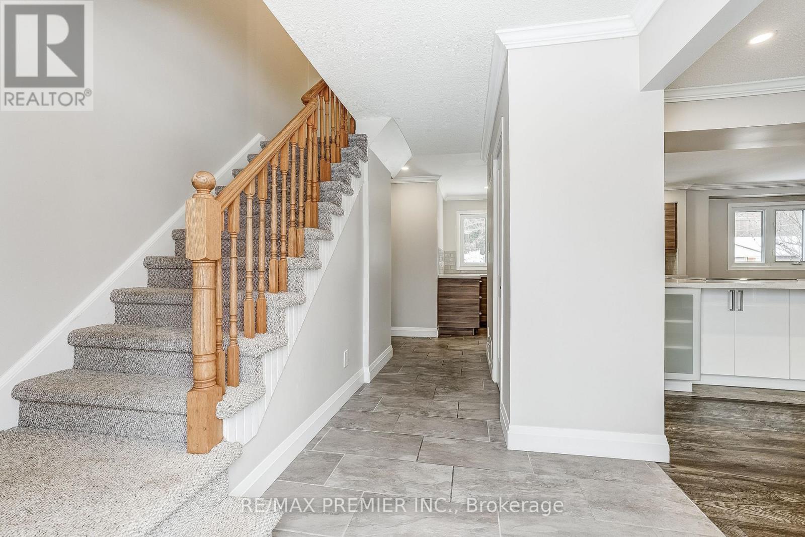 2395 Benedet Drive, Mississauga, ON - Indoor Photo Showing Other Room