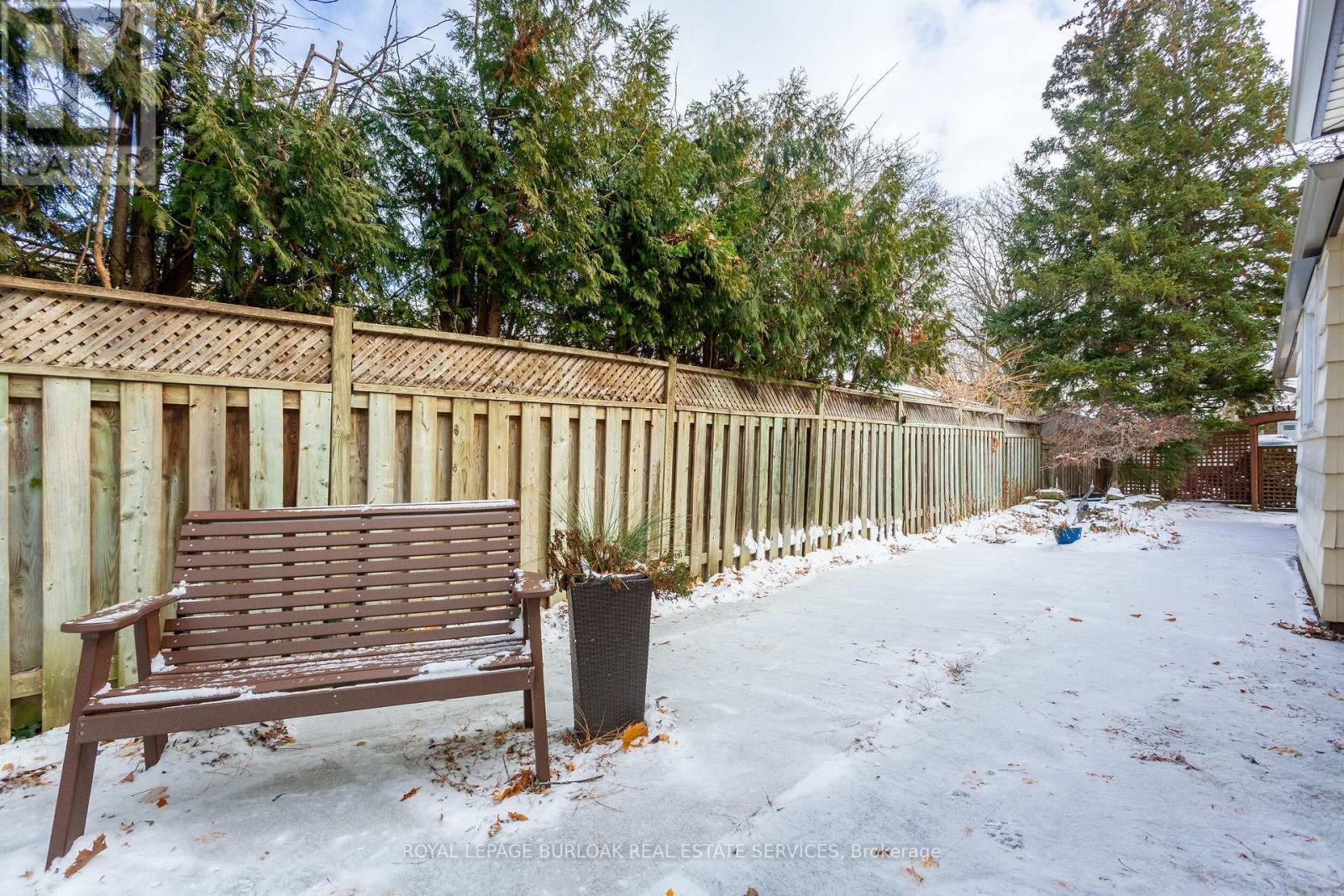 581 Braemore Road, Burlington, ON - Outdoor