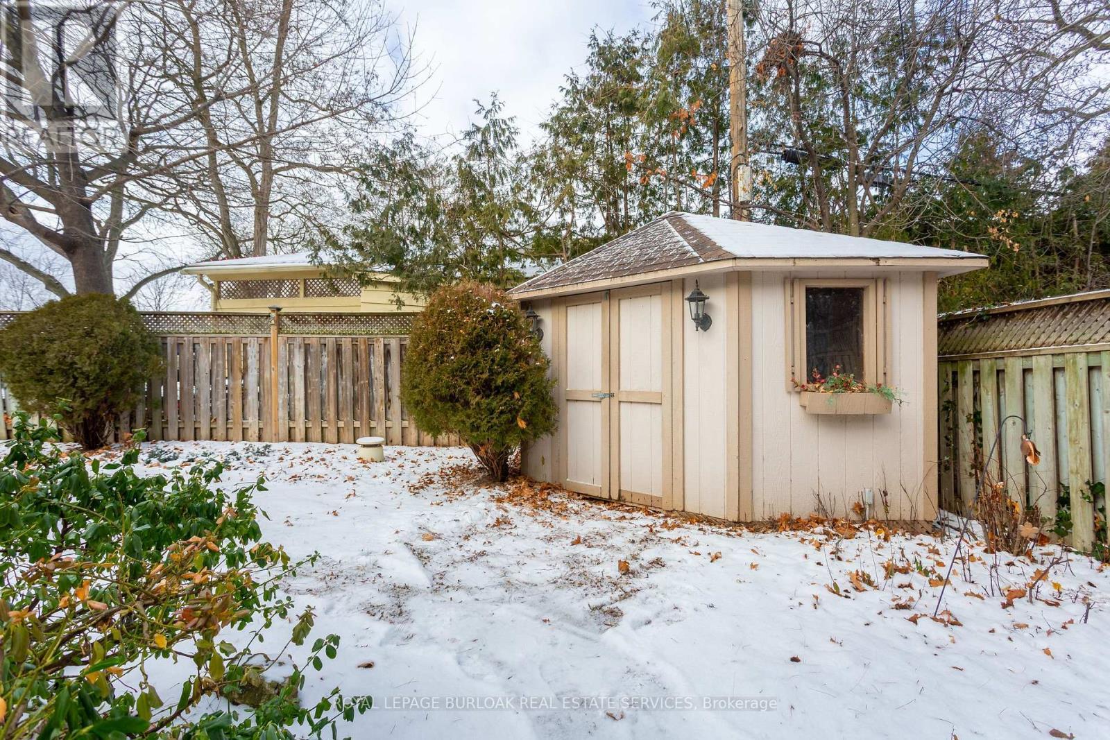 581 Braemore Road, Burlington, ON - Outdoor