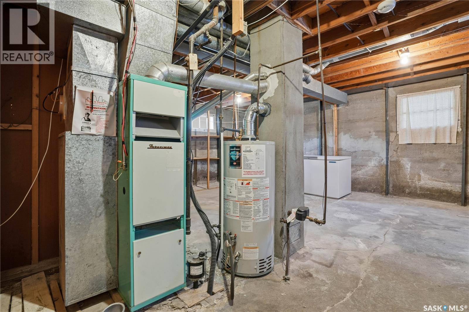 4708 4Th Avenue, Regina, SK - Indoor Photo Showing Basement