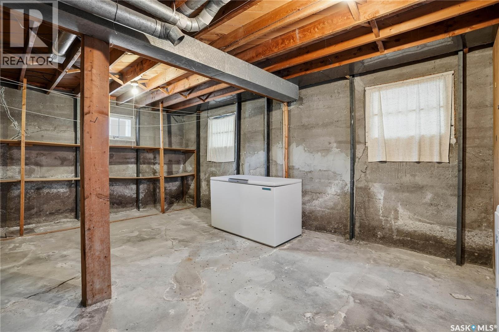 4708 4Th Avenue, Regina, SK - Indoor Photo Showing Basement