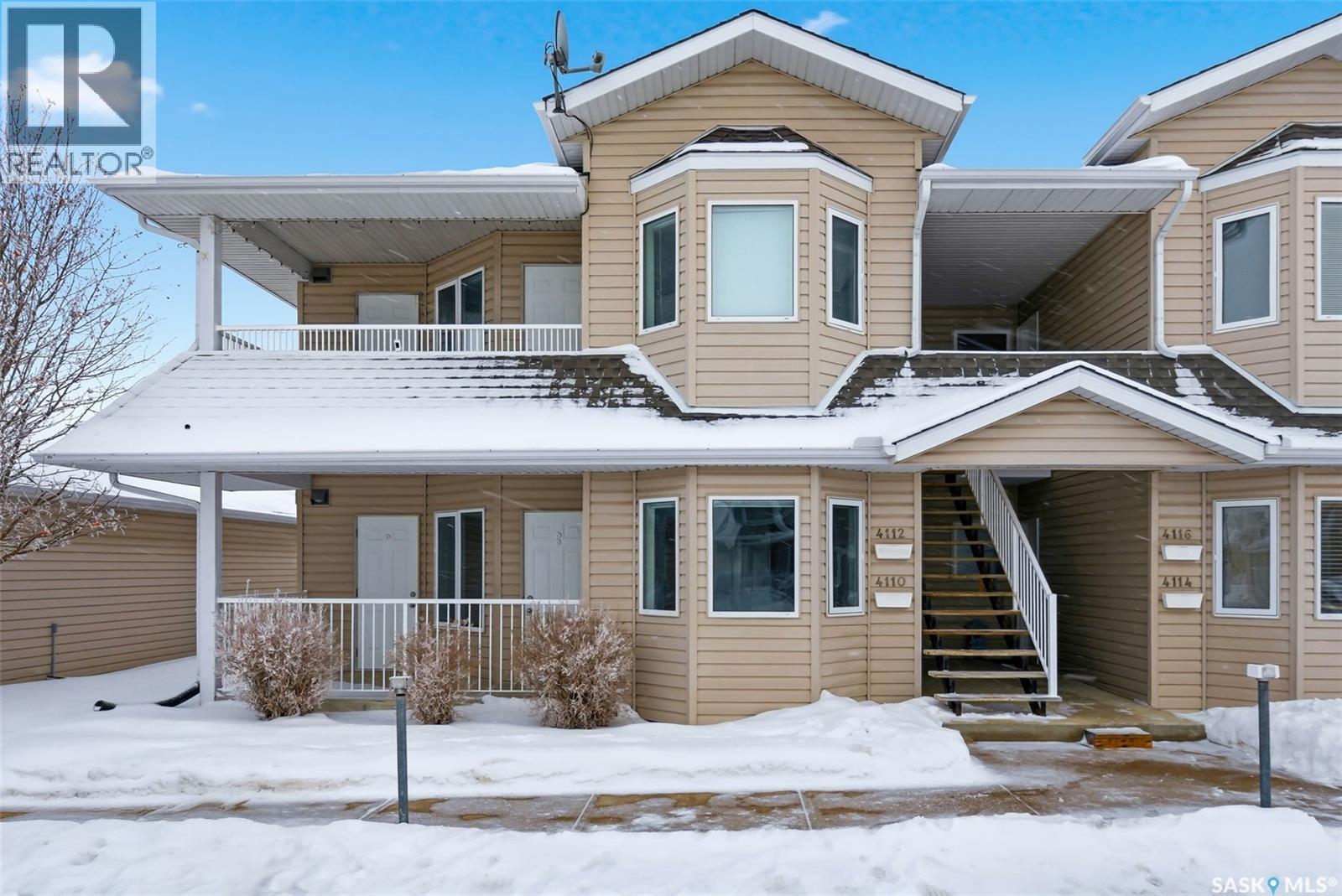 4110 Buckingham Drive E, Regina, SK - Outdoor With Facade