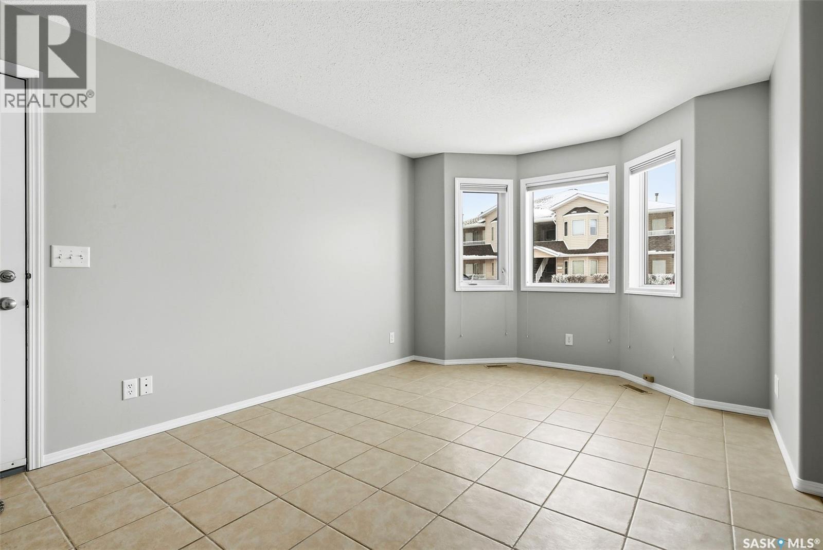 4110 Buckingham Drive E, Regina, SK - Indoor Photo Showing Other Room