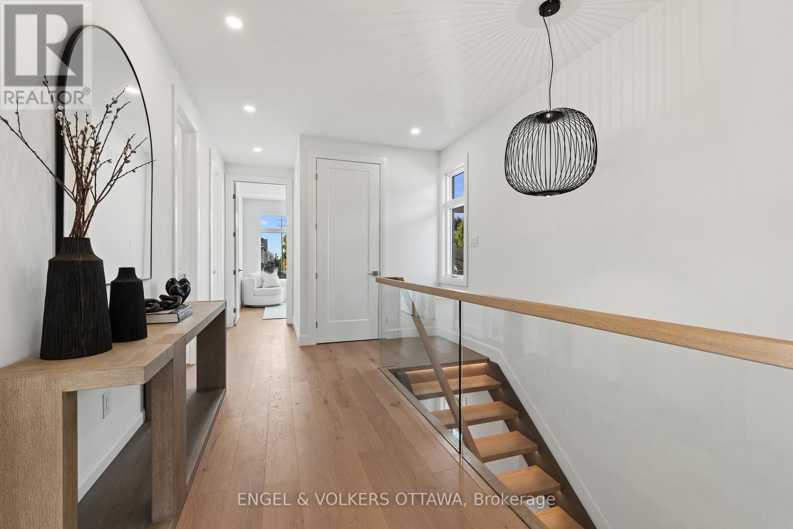 493 Highcroft Avenue, Ottawa, ON - Indoor Photo Showing Other Room