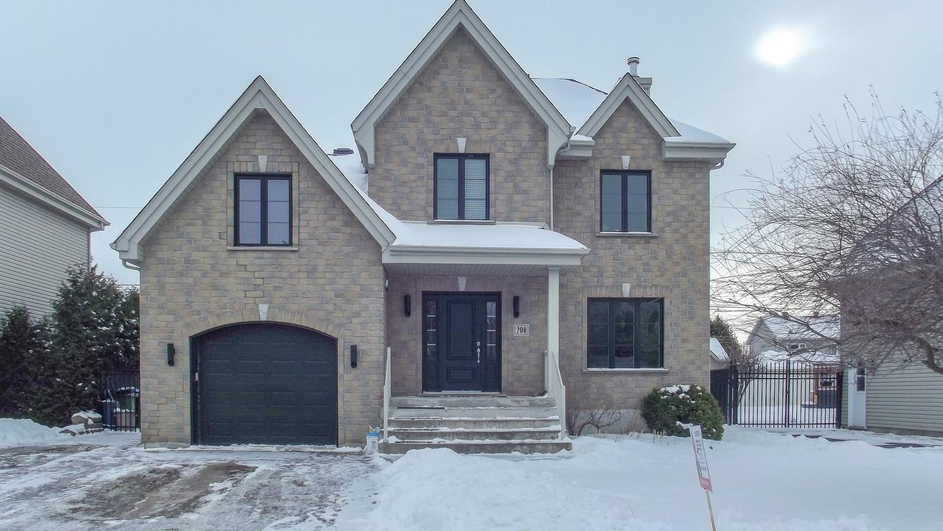 Frontage - 200 Rue De L'Amarante, Saint-Jean-Sur-Richelieu, QC - Outdoor With Facade