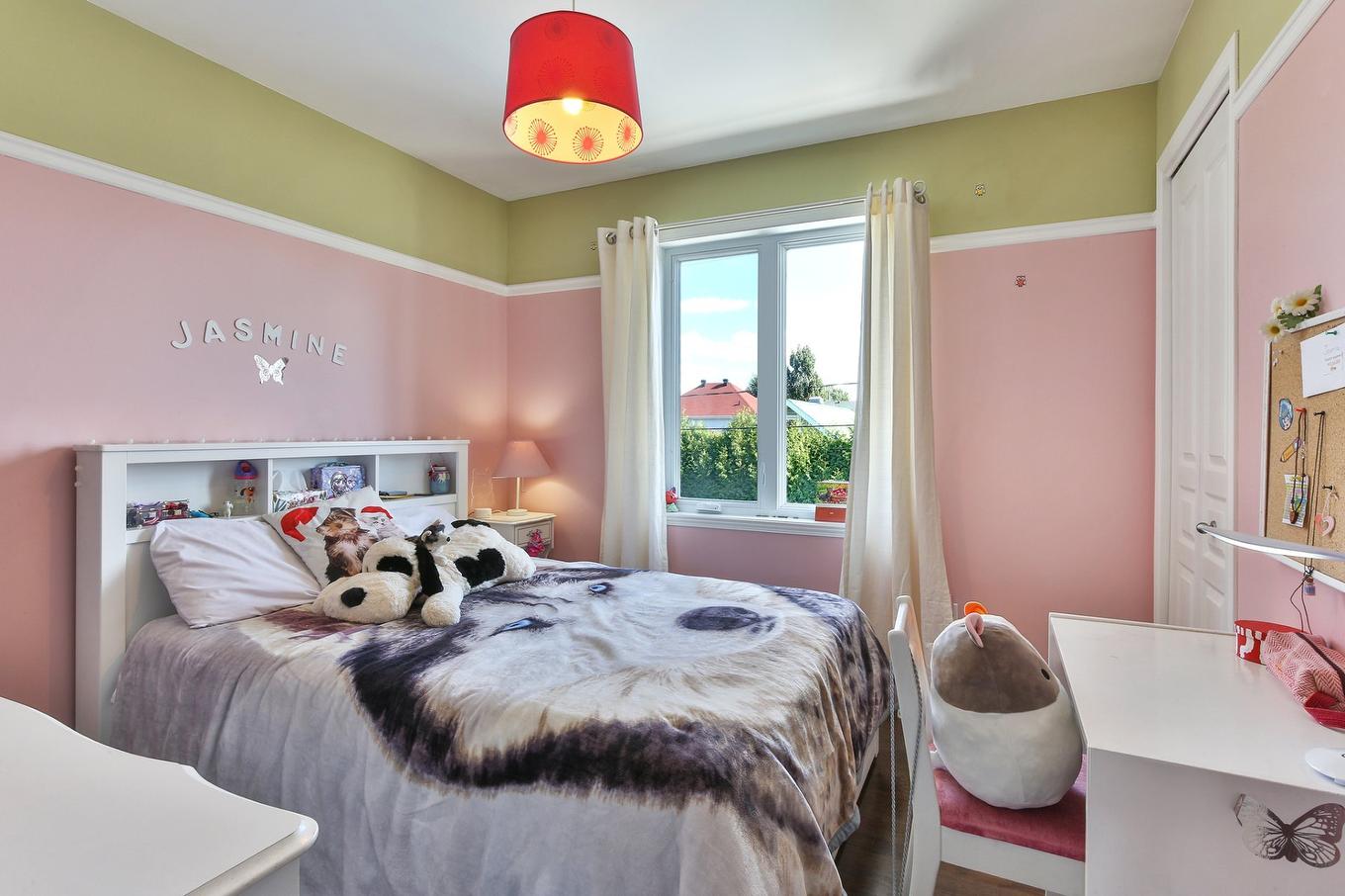 Bedroom - 200 Rue De L'Amarante, Saint-Jean-Sur-Richelieu, QC - Indoor Photo Showing Bedroom