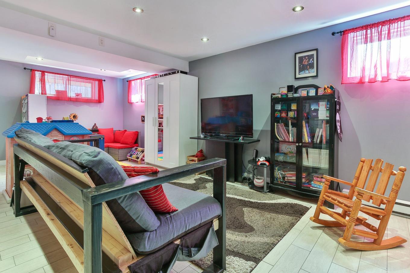 Family room - 200 Rue De L'Amarante, Saint-Jean-Sur-Richelieu, QC - Indoor