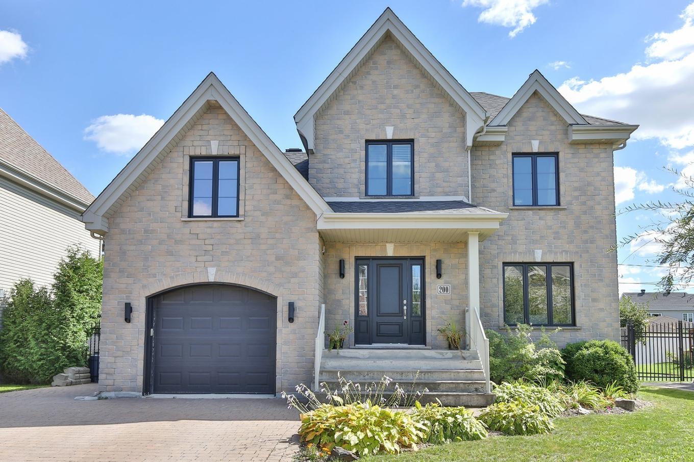 Frontage - 200 Rue De L'Amarante, Saint-Jean-Sur-Richelieu, QC - Outdoor With Facade