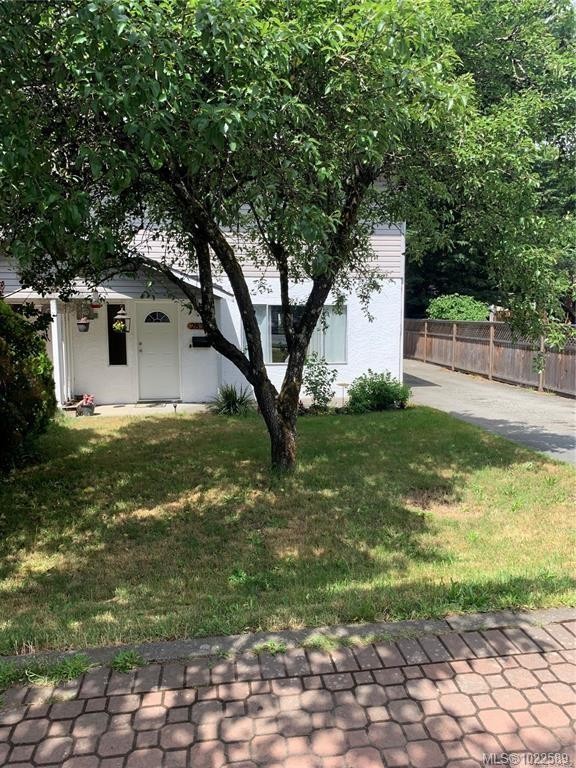 2832 Jacklin Rd, Langford, BC - Outdoor