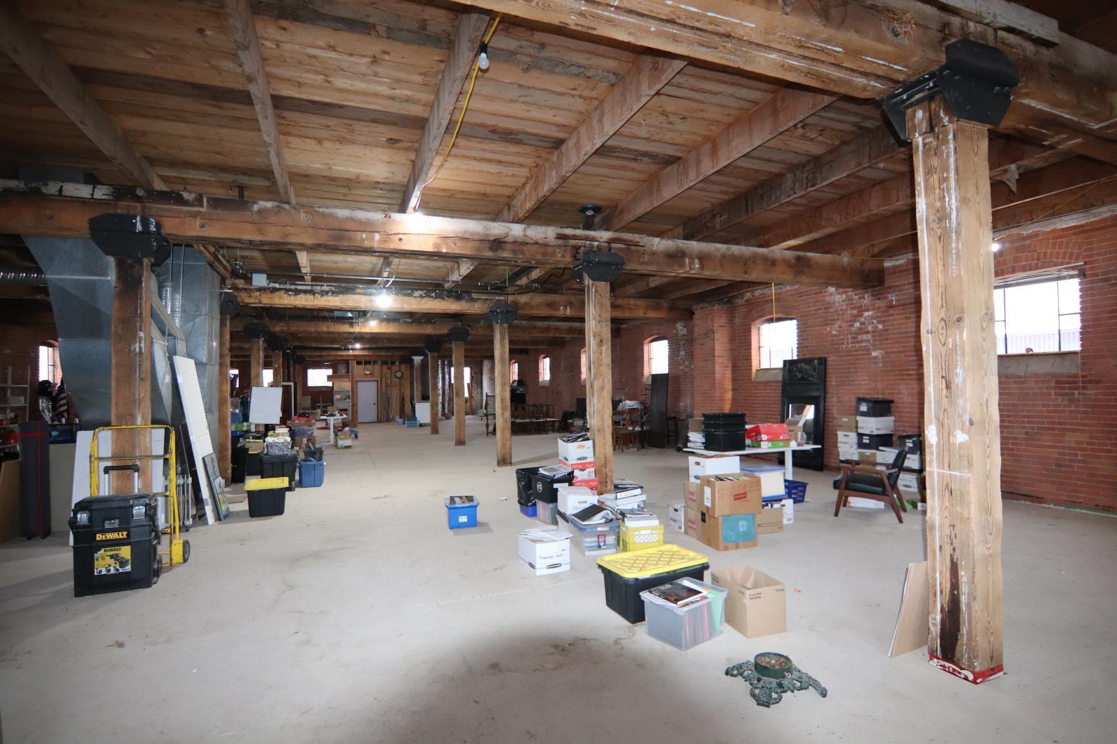 4917 47 St, Camrose, AB