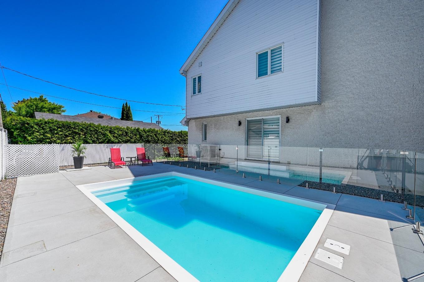 Backyard - 8990 Place Rodier, Brossard, QC - Outdoor With In Ground Pool