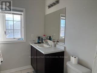 107 East'S Corners Boulevard, Vaughan, ON - Indoor Photo Showing Bathroom