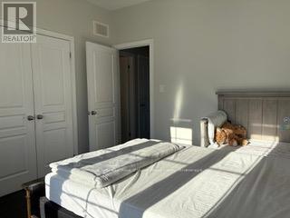 107 East'S Corners Boulevard, Vaughan, ON - Indoor Photo Showing Bedroom