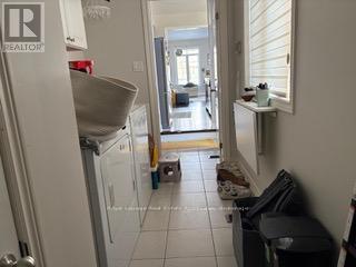 107 East'S Corners Boulevard, Vaughan, ON - Indoor Photo Showing Other Room