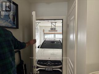 107 East'S Corners Boulevard, Vaughan, ON - Indoor