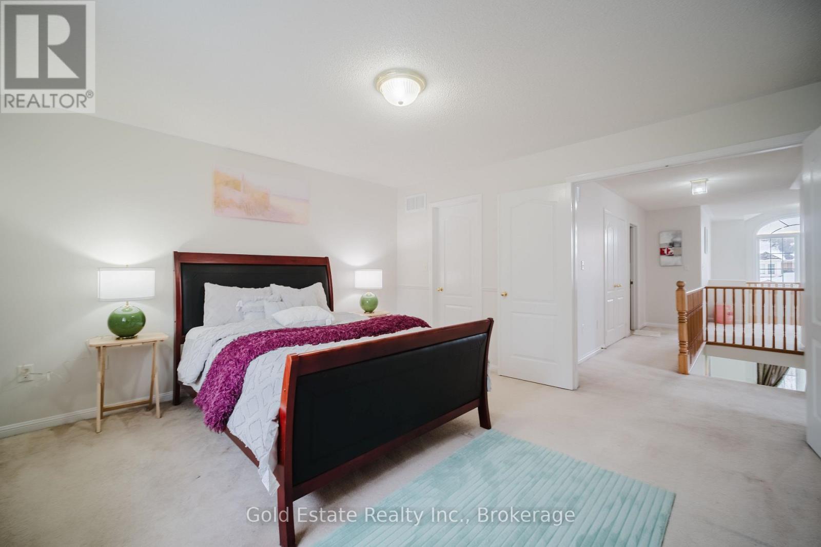 1627 Samuelson Circle, Mississauga, ON - Indoor Photo Showing Bedroom