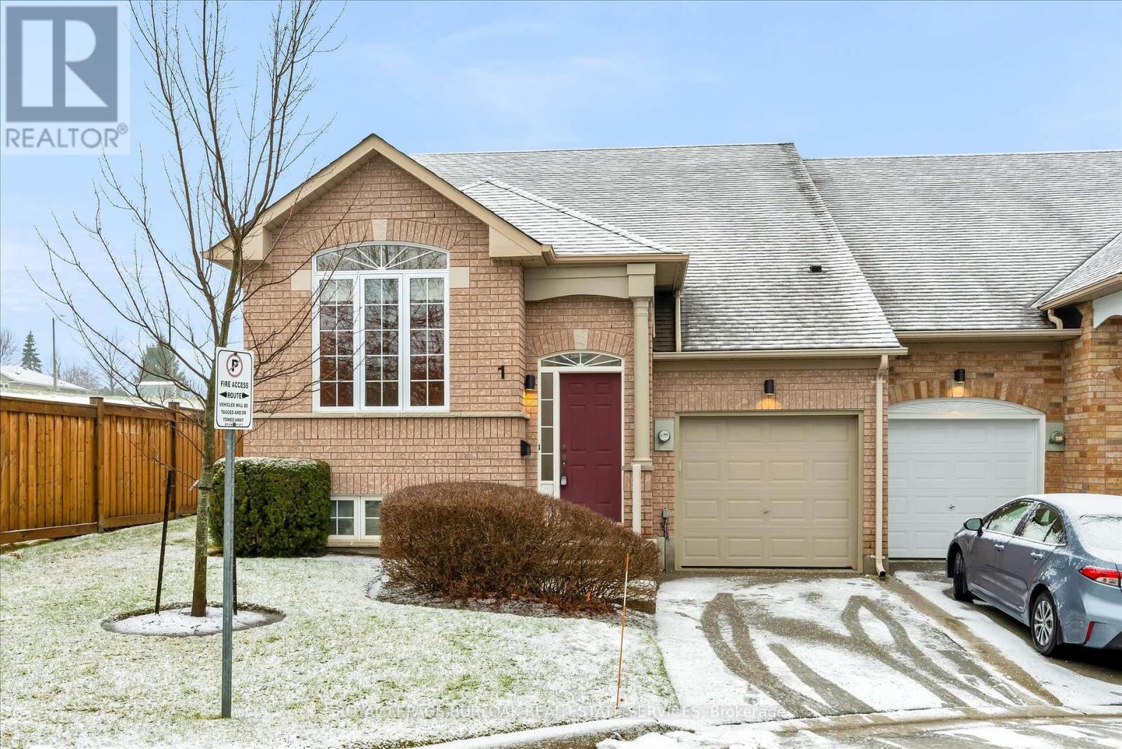1 - 10 Davidson Boulevard, Hamilton, ON - Outdoor