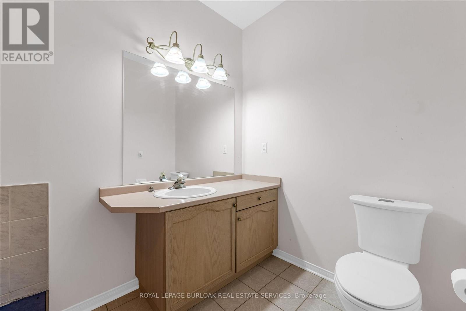 1 - 10 Davidson Boulevard, Hamilton, ON - Indoor Photo Showing Bathroom