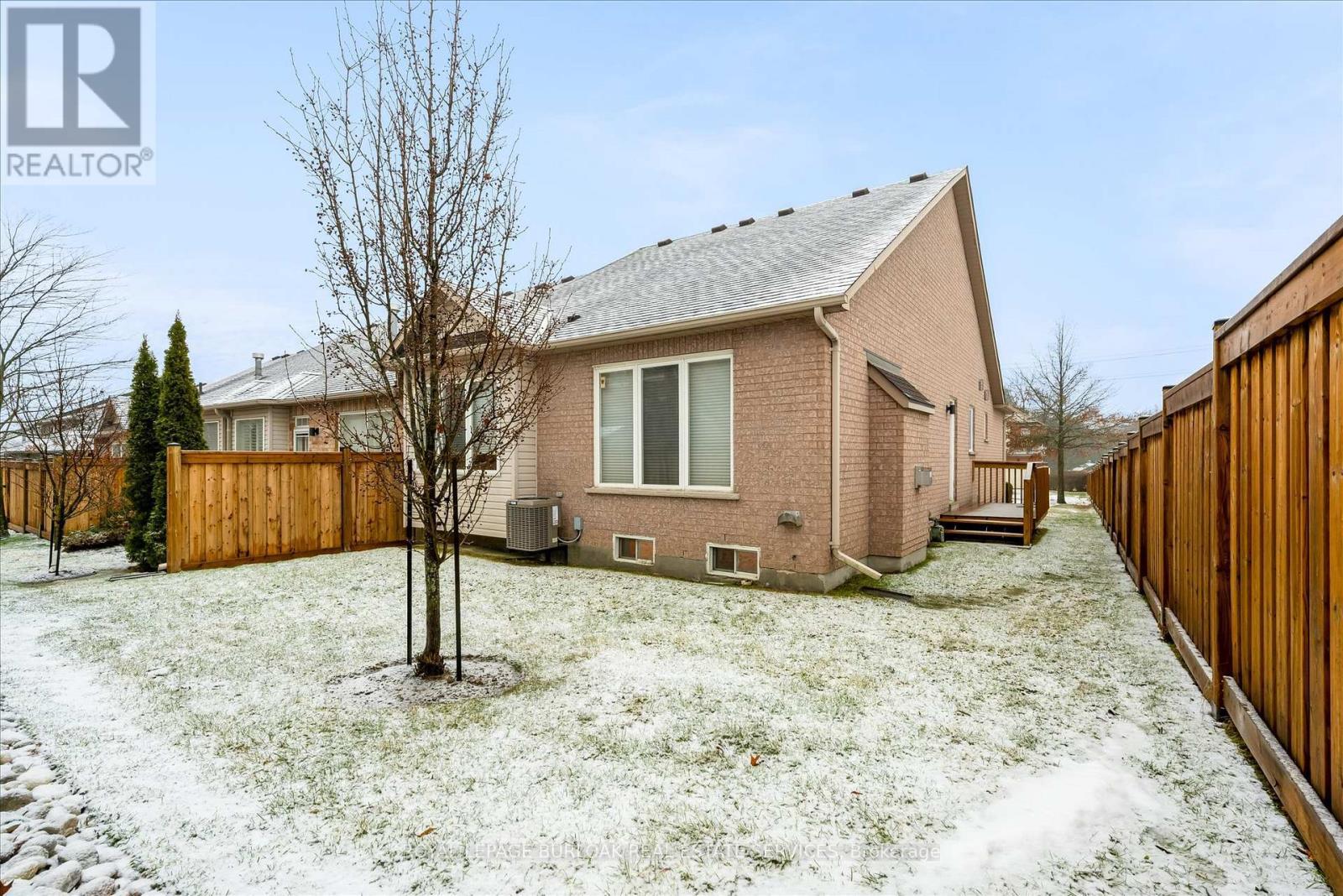 1 - 10 Davidson Boulevard, Hamilton, ON - Outdoor With Exterior