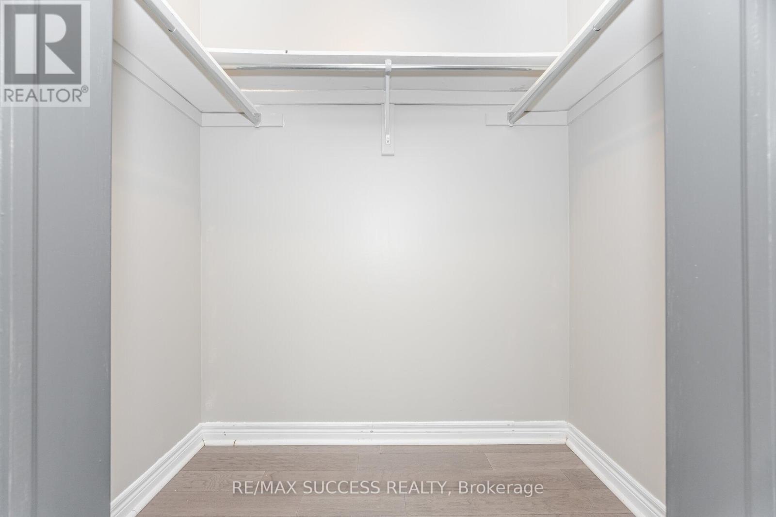 3056 Doyle Street, Mississauga, ON - Indoor